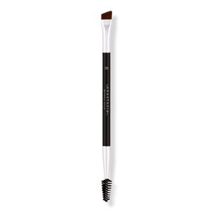 Anastasia Beverly Hills
Brush 7B Precision Brow Brush
